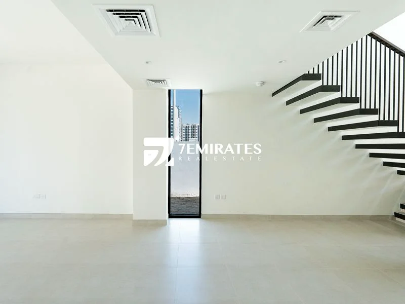 Multiple Options |Ready to Move | Vacant Property63737641045633112
