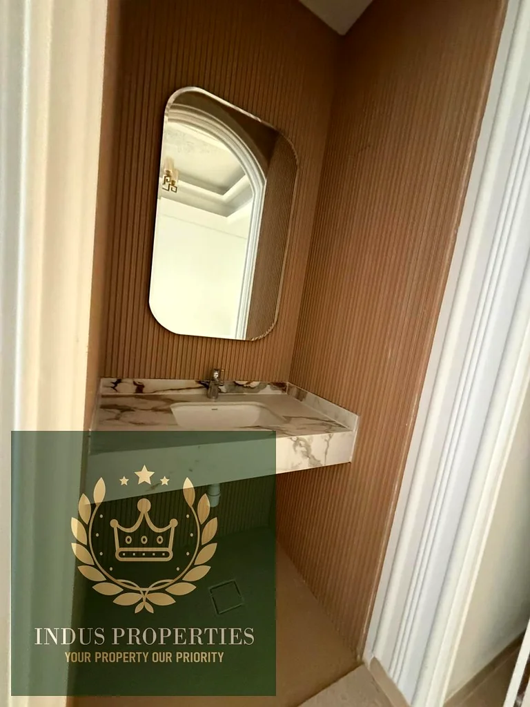 شقة من غرفة نوم واحدة، وغرفتي نوم، وثلاث غرف نوم، مع صالة رياضية وحمام سباحة63711602242690111
