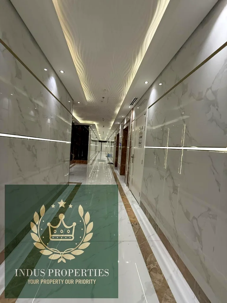 شقة من غرفة نوم واحدة، وغرفتي نوم، وثلاث غرف نوم، مع صالة رياضية وحمام سباحة63711602242690113