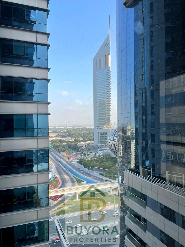 ONE MONTH FREE-CLOSE TO METRO-SPACIOUS CENTRAL A/C 2BHK IN SZR -PRIME LOCATION -110K-ONLY FOR FAMILY63654982019330111