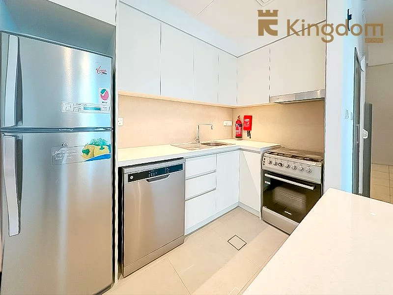Park View | Bright Apt | With Kitchen Appliances63759843502465114
