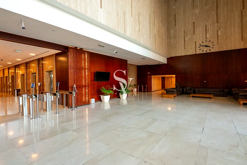 Expansive Layout | Lavish Finishes |Access to Tram64037800171009112