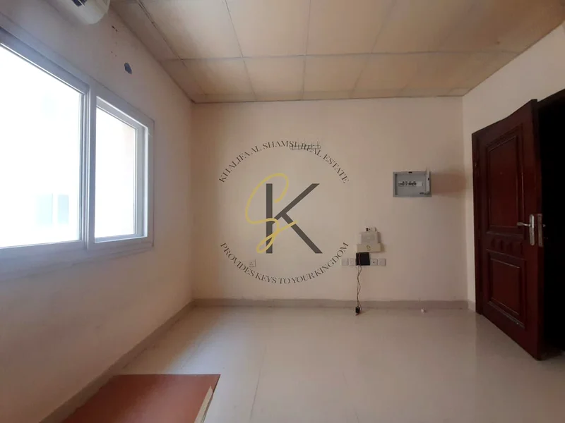 شقة متوفرة بعرض رائع في المويلح // مبنى عائلي بالكامل // موقع ممتاز // سعر معقول63701244961537110