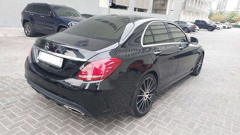 C200 2017 | طازجة | 0 حوادث | 160 ألف كم | مالك واحد | حزمة AMG | مواصفات خليجية63700563413122114