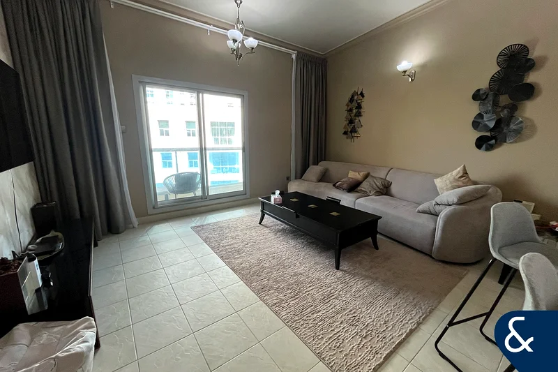 Upgraded | 2 Bath | Furnished | One Bed64036190017794111