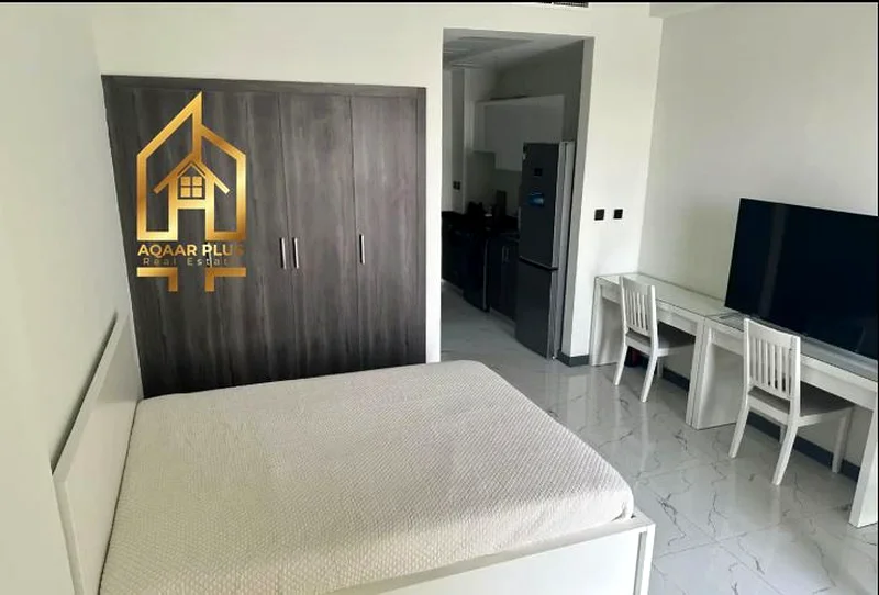 شقة استوديو برج روكان ب | طابق عالي | شاغرة وواسعة63737448042371113