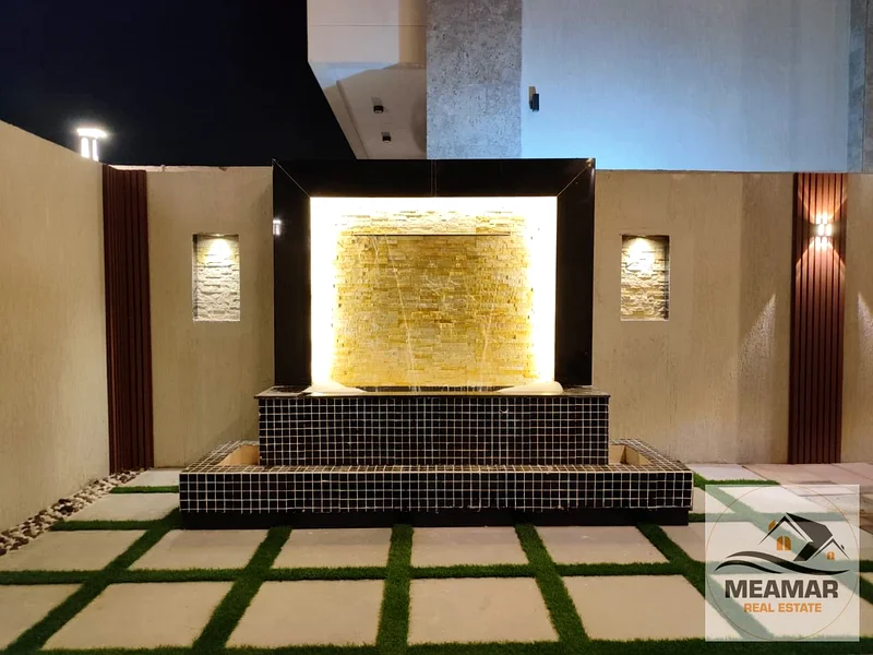 Luxurious villas in Ajman, personal finishing, 5 master rooms, including water, electricity and air conditioning. The price is negotiable.63882823378050112