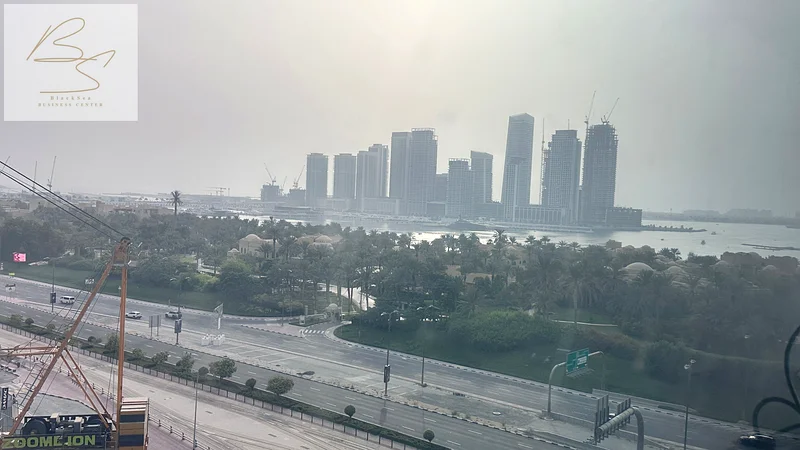 مكتب مفروش بالكامل بإطلالة على النخيل63615873112834113