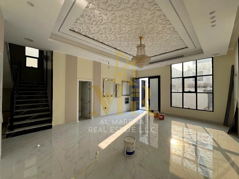 🏡 Villa for sale in Al Helio 2 – 4,100 square feet – 6 master bedrooms + majlis + hall + modern kitchen + roof and courtyard with sitting area – for63899448469379114