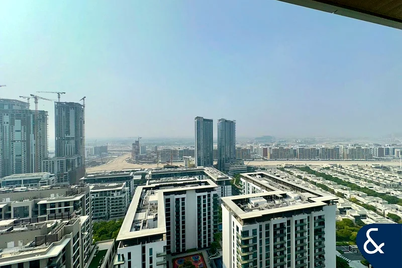 3 Bedrooms | Bright Layout | With Balcony63756383859971110