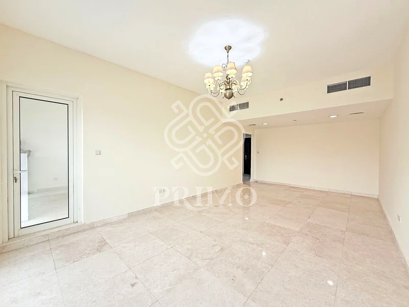 2 BHK with Balcony | Prime Location | Vacant63790674626305112