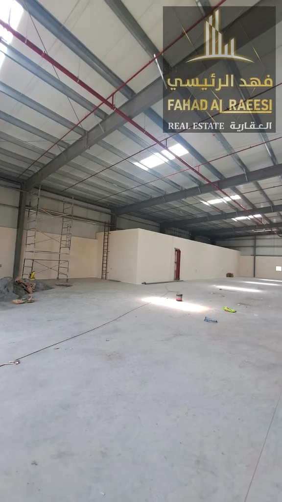 A warehouse is now available for annual rent in the Al Sajaa industrial area in the Emirate of Sharjah, with an operational area of 8000 square feet.63622481705474113