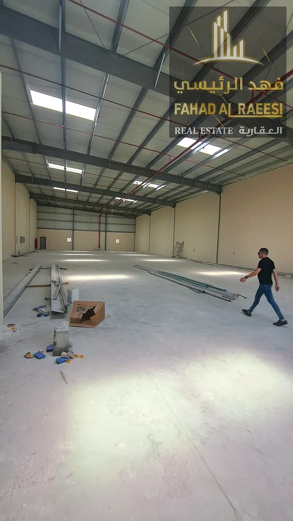 A warehouse is now available for annual rent in the Al Sajaa industrial area in the Emirate of Sharjah, with an operational area of 8000 square feet.63622481705474111