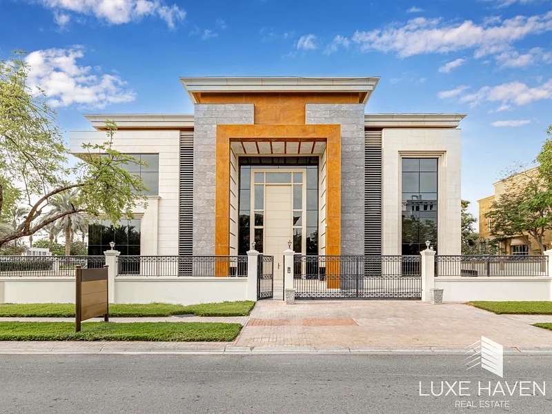 Lake View | Corner Plot | 6 Beds Furnished63915153940353110