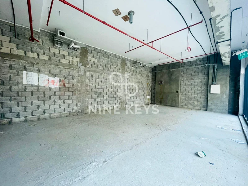 موقع متميز | جاهز للانتقال | هيكل خام63621441682945114