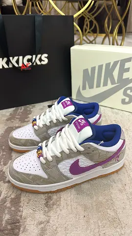 Nike x Rayssa Leal SB Dunk