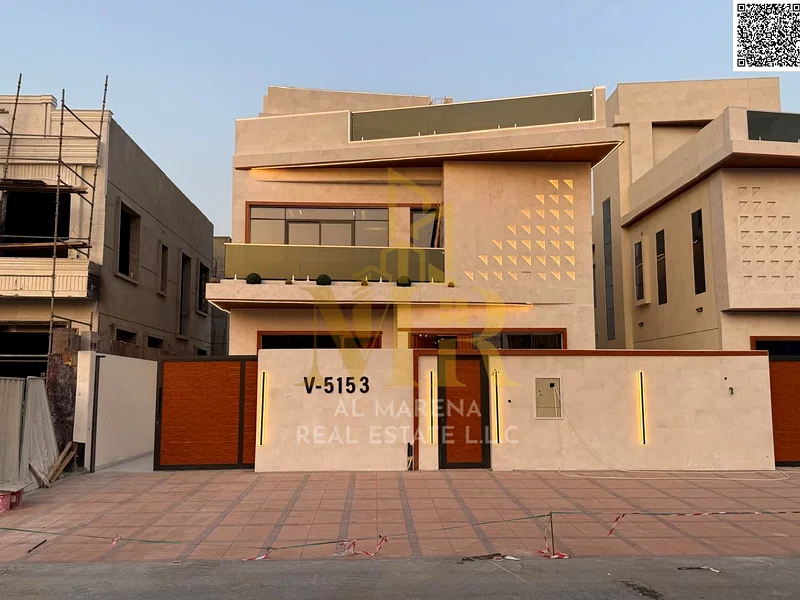 للبيع، فيلا بسطح وبركة سباحة، بتشطيب شخصي، ملكية حرة لجميع الجنسيات، موقع ممتاز مباشرة خلف63899656555139110