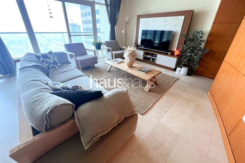 Unfurnished | Spacious Layout | Prime Location63749147962242111