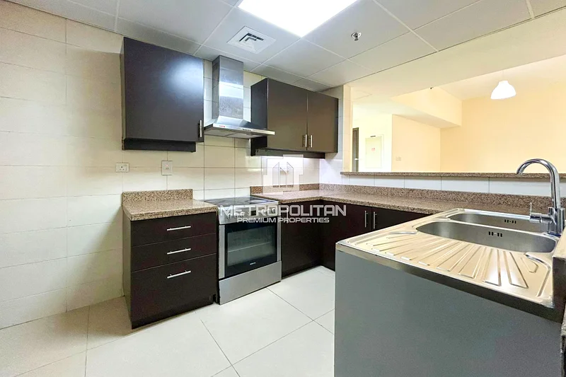 Multiple Options| Vacant and Rented | Spacious64030301145986114