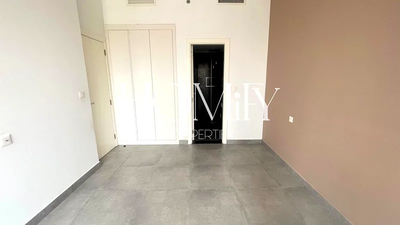 1BR + Maids Room | Huge Layout | Vacant63782418652929114
