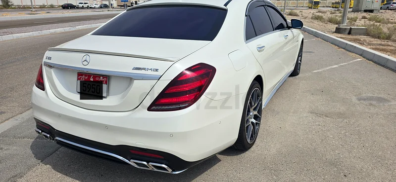 Mercedes-Benz S56063488443216131111