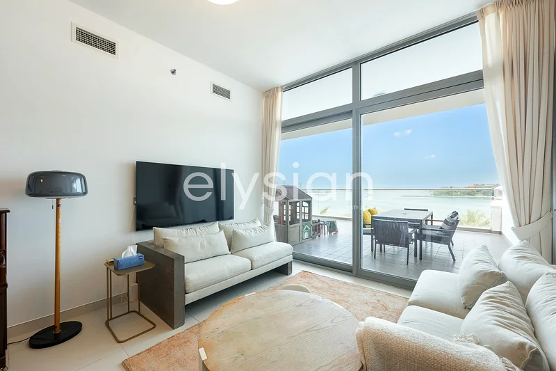 Stunning Sea View | Beach Access | Large Layout63752664552579110