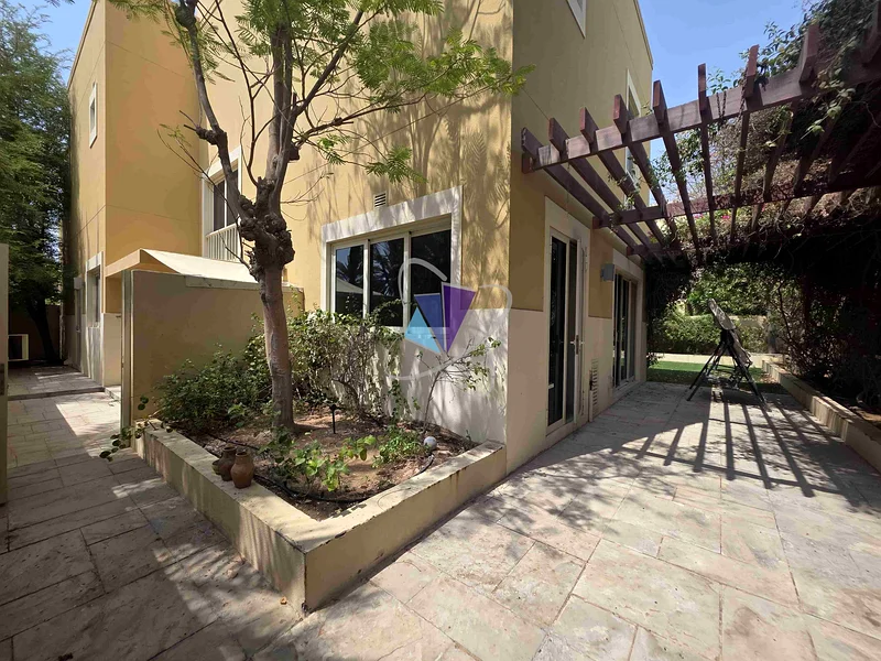 Hot Deal / Specious 4BR +Study /Yard.63625224481666114