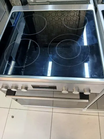 Bosch four burner cooker electric ceramic 60cm  -