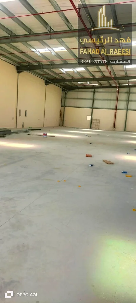 An industrial complex is now available for annual rent in the Al Sajaa area of Sharjah Emirate with a total area of twenty-four thousand square feet.63622481720835114