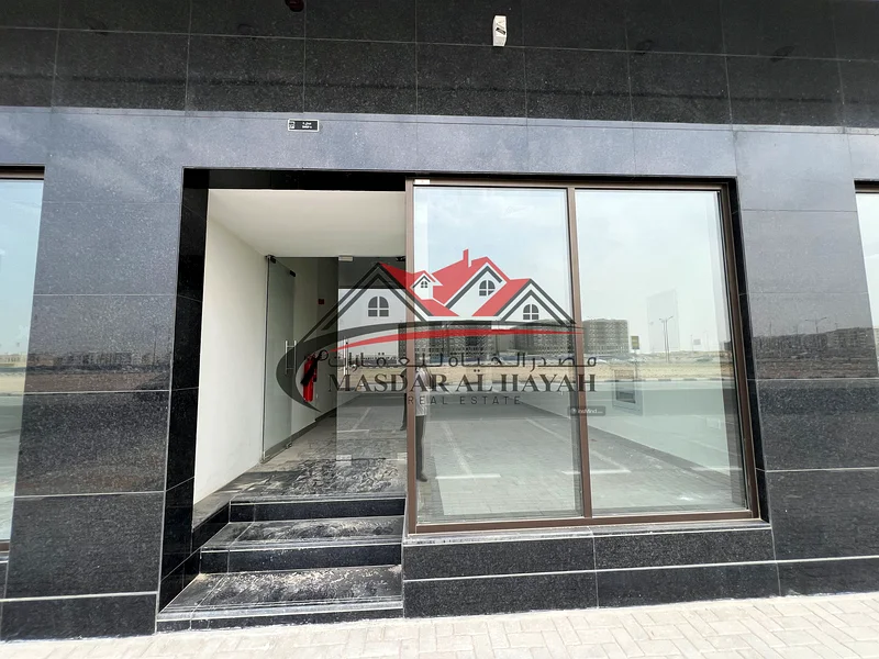 Brand new Ready For Business with Store room & Bathroom63622816258945112