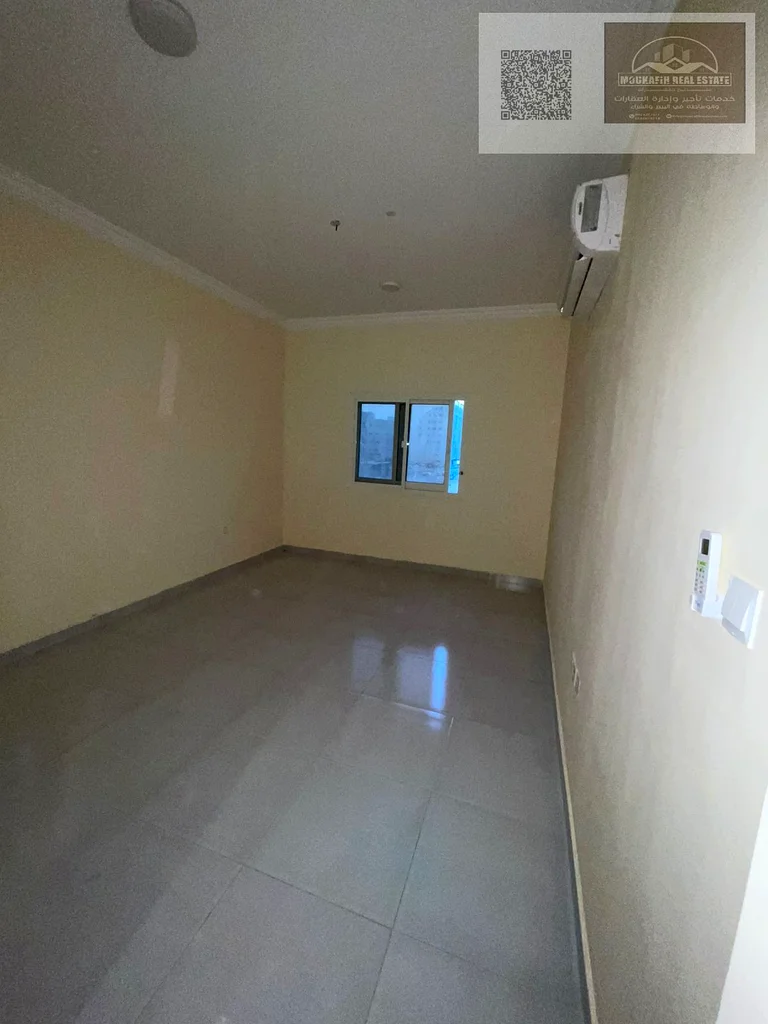 شقة بغرفة نوم واحدة للإيجار السنوي في الجرف 3 - سعر معقول، وموقع متميز.63713048813954111