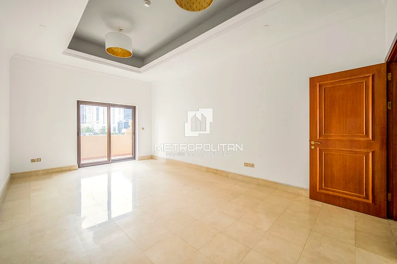 Sophisticated Style | Large Layout | Beach Access64007911396481112