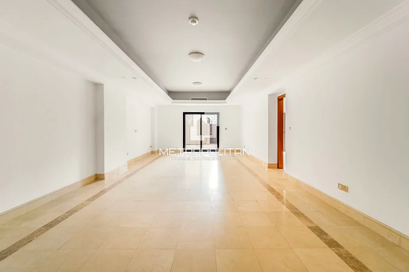 Sophisticated Style | Large Layout | Beach Access64007911396481110