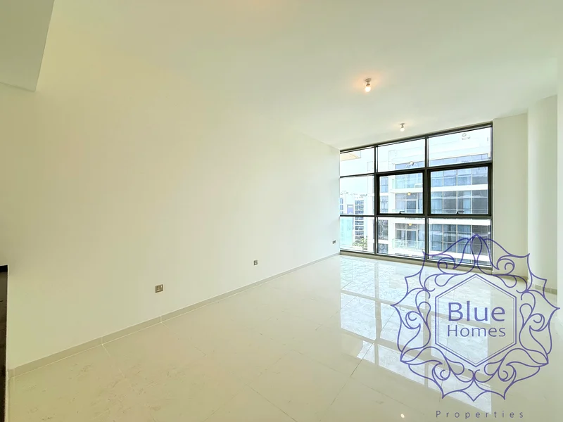 Spacious 2BHK apartment || Pool facing & park view || 120K63494675361539111