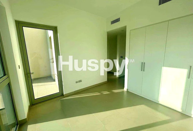 Vacant | Single Row | Landscaped63727121331202112