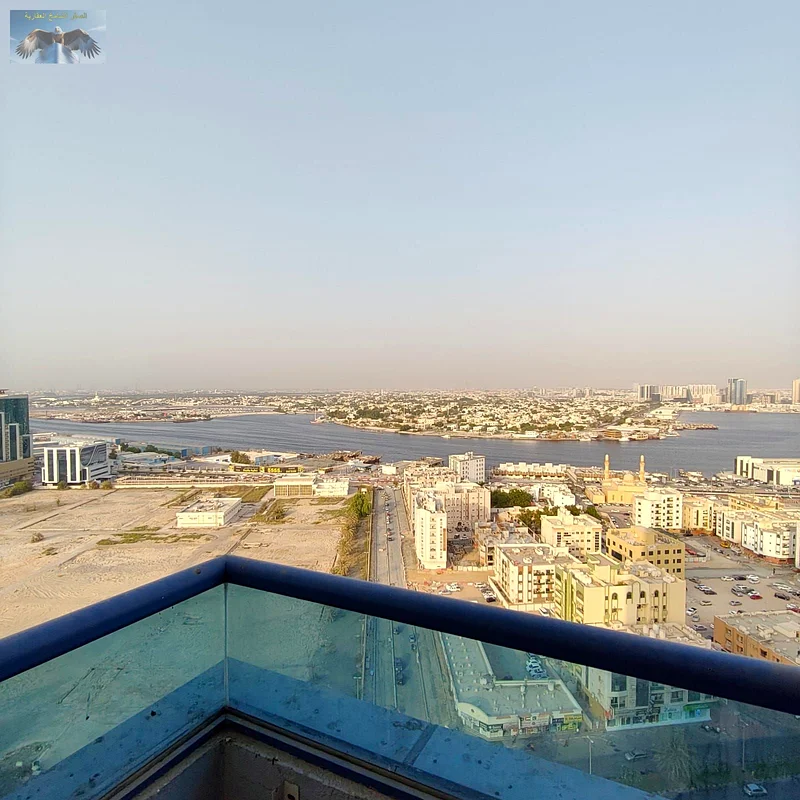 شقة فاخرة مؤثثة للإيجار السنوي في برج فالكون تاورز، الرشيديّة 2، ثلاث غرف نوم وصالة كبيرة مع شرفتين وإطلالة بحرية مفتوحة،63721700981633110