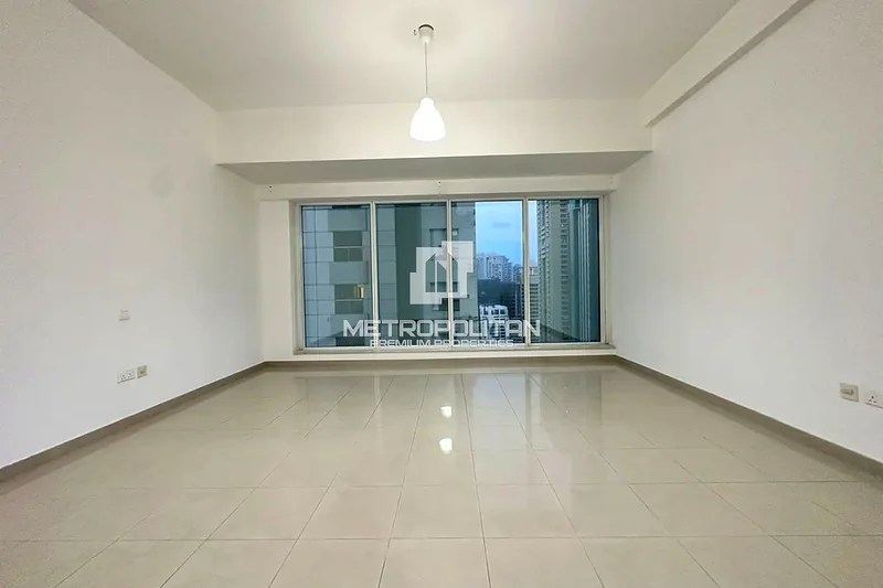 High Floor | Partial Sea and SZR View64037063310850112