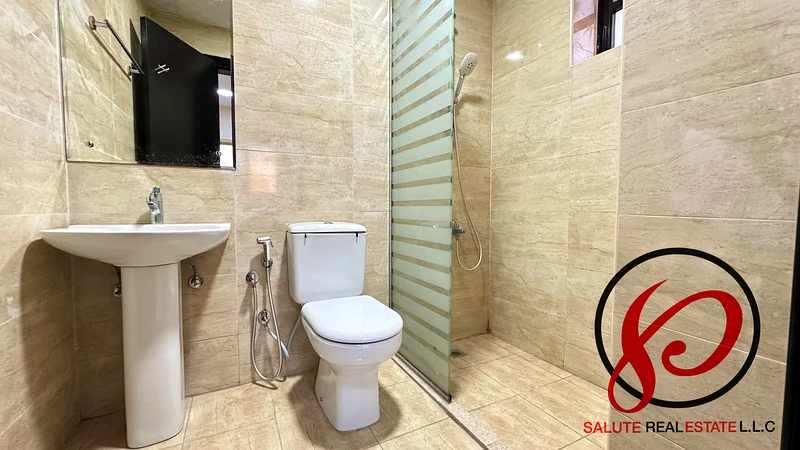 Spacious 1BHK With 2 Washrooms || Close To China Mall63809959475458113