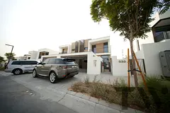 Luxury 4BR Villa +Maid Room | Landscaped