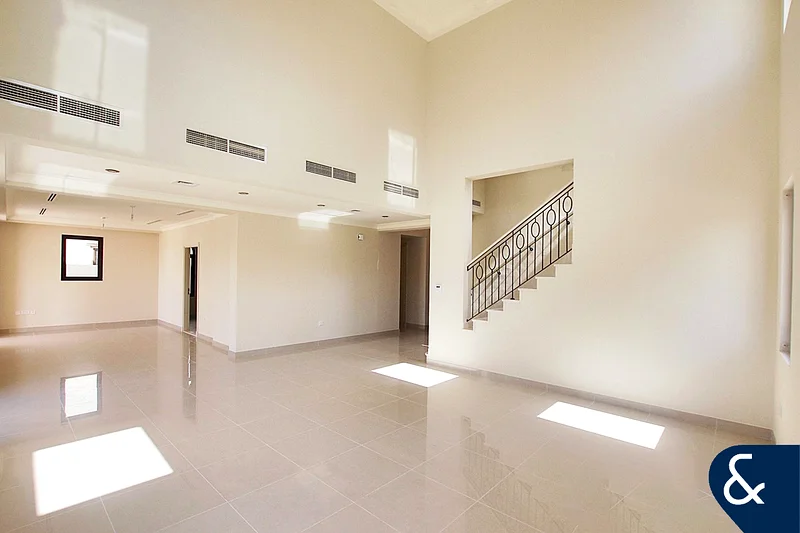 Single Row | Extended | Private Plot63915701839234111
