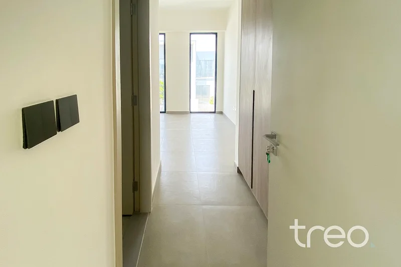 Single Row | Park Facing | End Unit63945705572227114