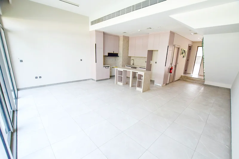Single Row | Exceptional Location | Vacant63748376680707114