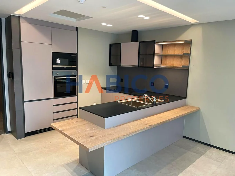 FULLY FURNISHED | AIRBNB POTENTIAL | 1BR + STUDY63799020457474110