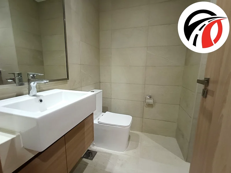 جاهز للانتقال، شقة بتصميم استوديو بدون مبرد ومطلة على منظر خلاب63802986762371113