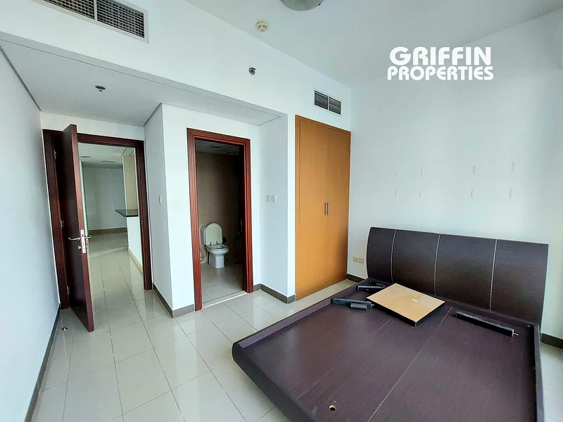2BHK | Unfurnished | Lake View | Upgraded63750047740673113