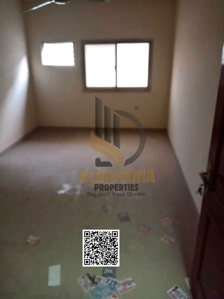 📍 موقع ممتاز: شقة للإيجار في موقع استراتيجي في منطقة العجمان الصناعية، تقع على الشارع الثاني من شارع الاتحاد، مما يوفر سهولة الوصول63809391825411112