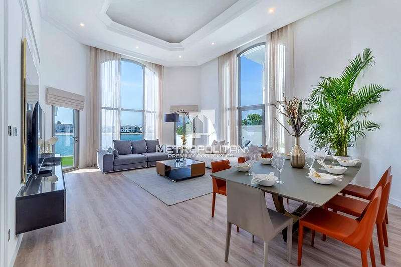مفروشة بالكامل | فيلا نخيل | جاهزة للانتقال63654982428931113