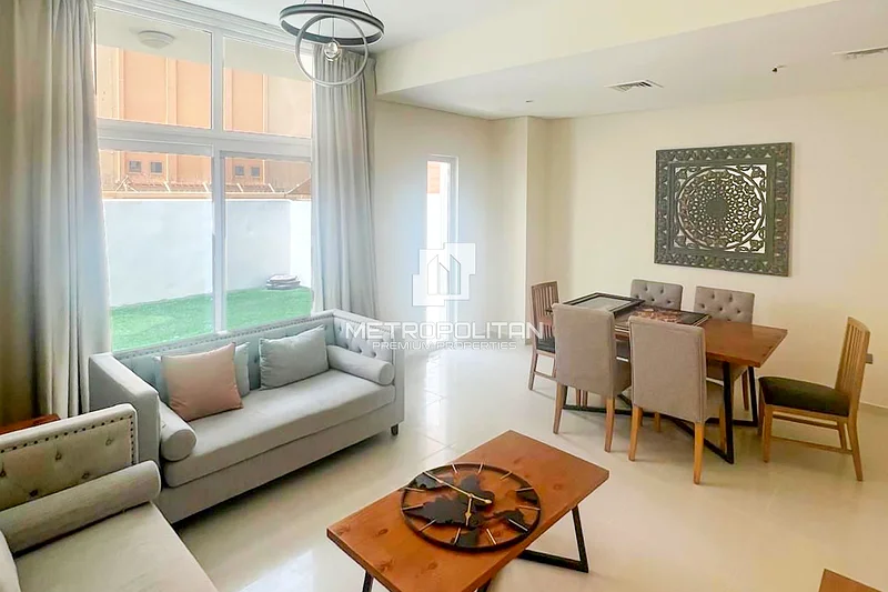 Single Row R2EE |Vacant Corner Unit |Large Balcony64003719244929110