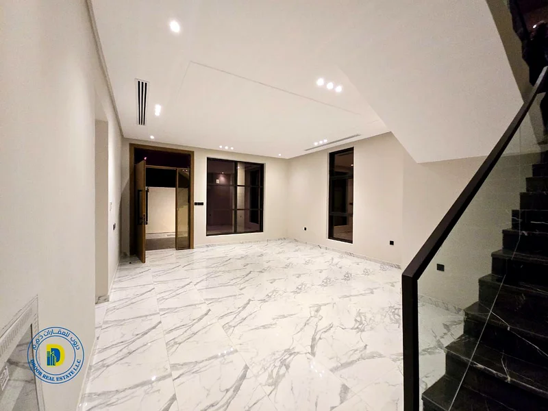 For sale, a 6-room villa in Al Bahia area. The price includes registration and ownership fees.63884375094657114