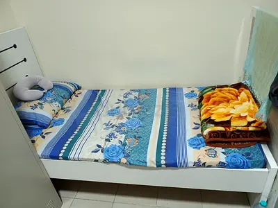 Executive Single Bedspace Available